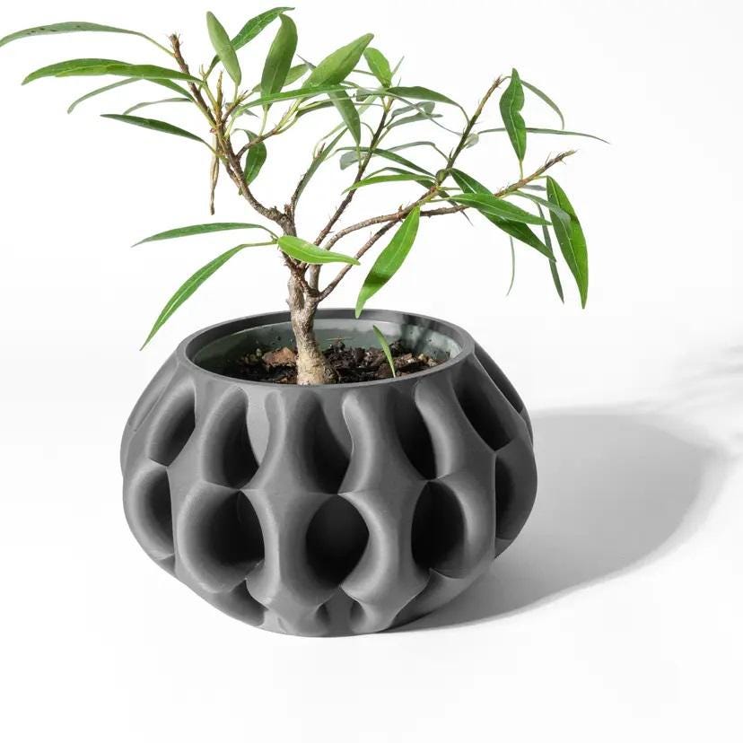 The Xiomu Planter Pot, Home decor, interior decor, interior design, flowers, vase, tabletop, mantle, Flowerpot, housewarming, planter pot,