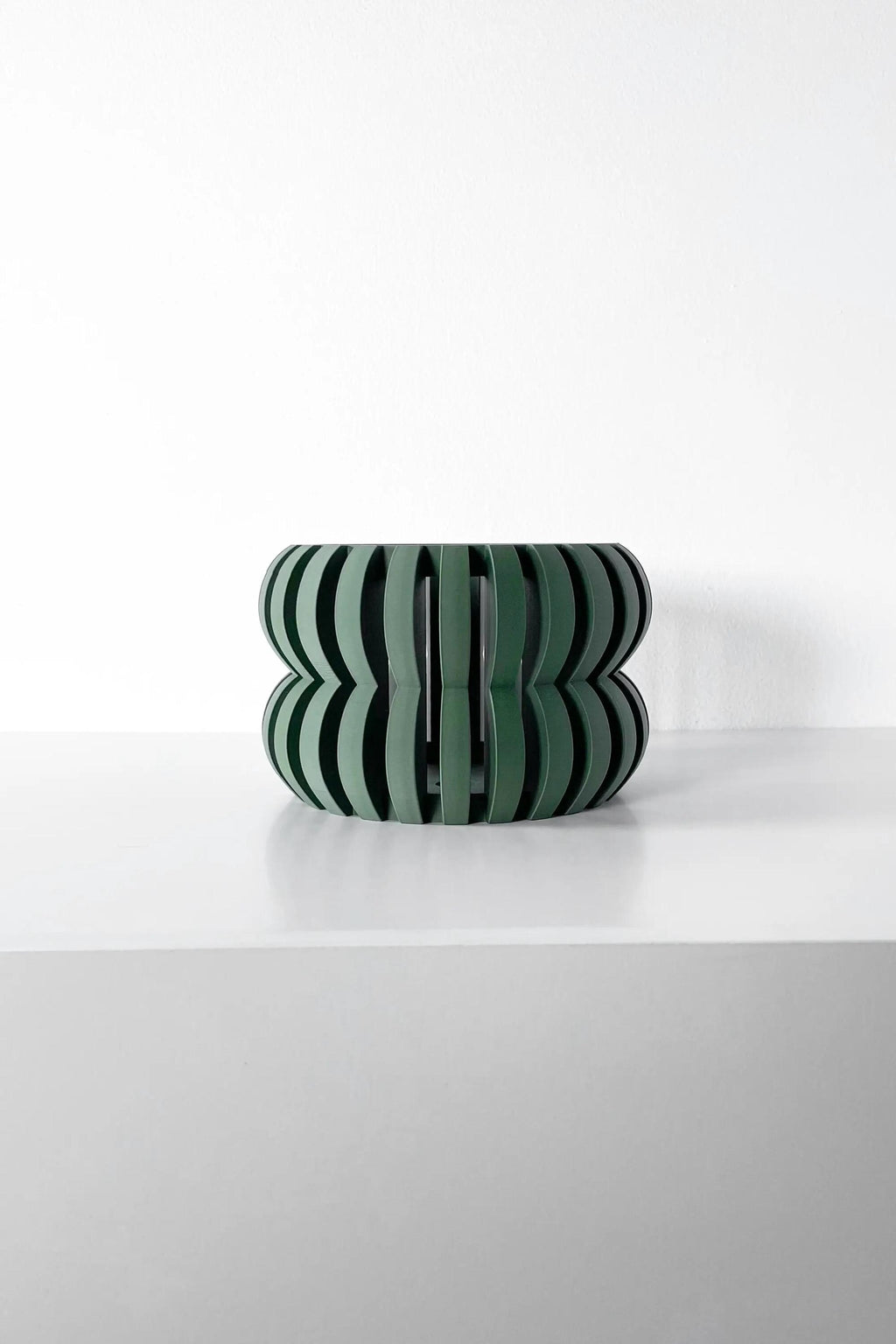 The Oli Orchid Pot, Home decor, interior decor, Planter Pot, decorations, flowerpot, tabletop, mantle, housewares, housewarming, bookshelf