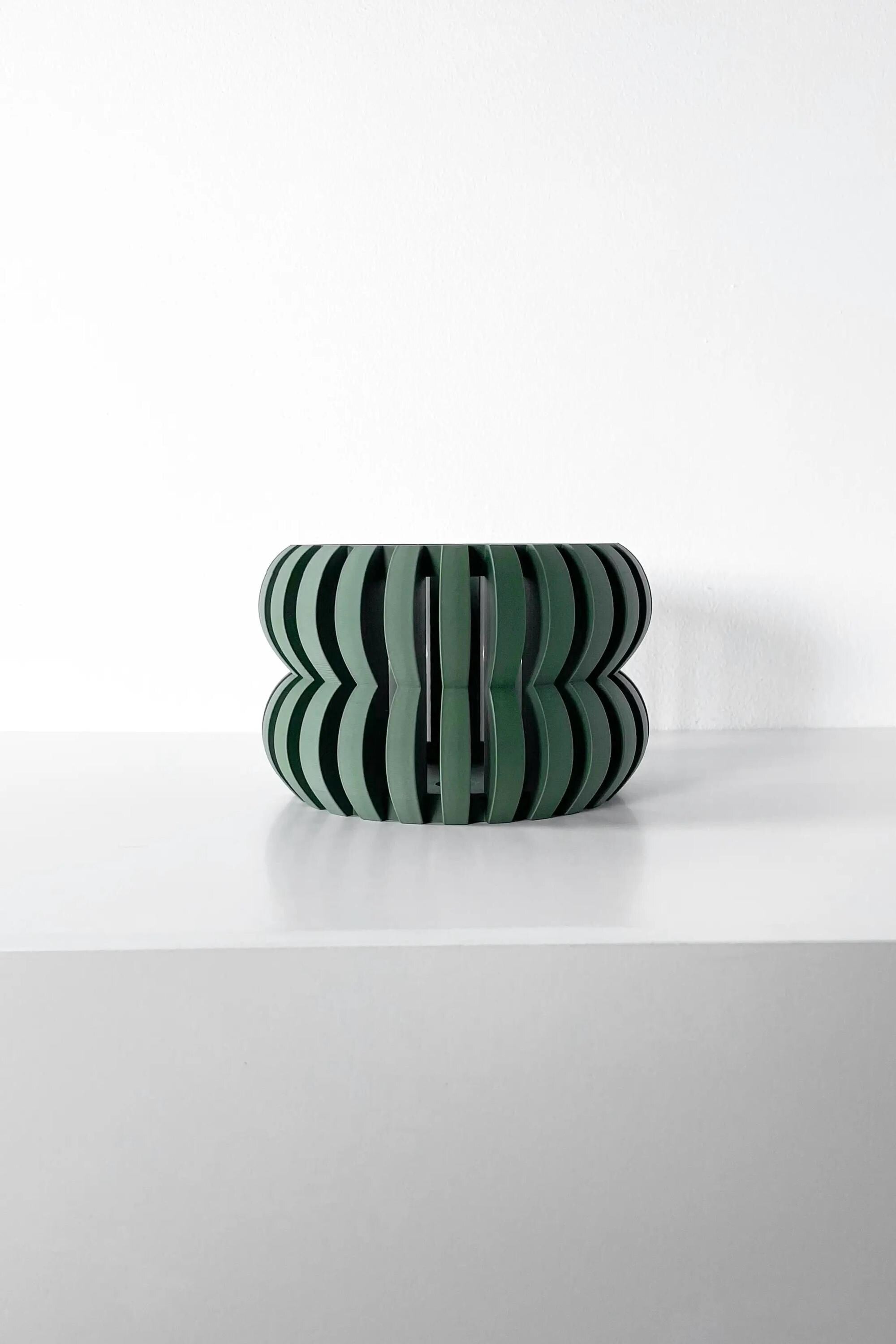 The Oli Orchid Pot, Home decor, interior decor, Planter Pot, decorations, flowerpot, tabletop, mantle, housewares, housewarming, bookshelf