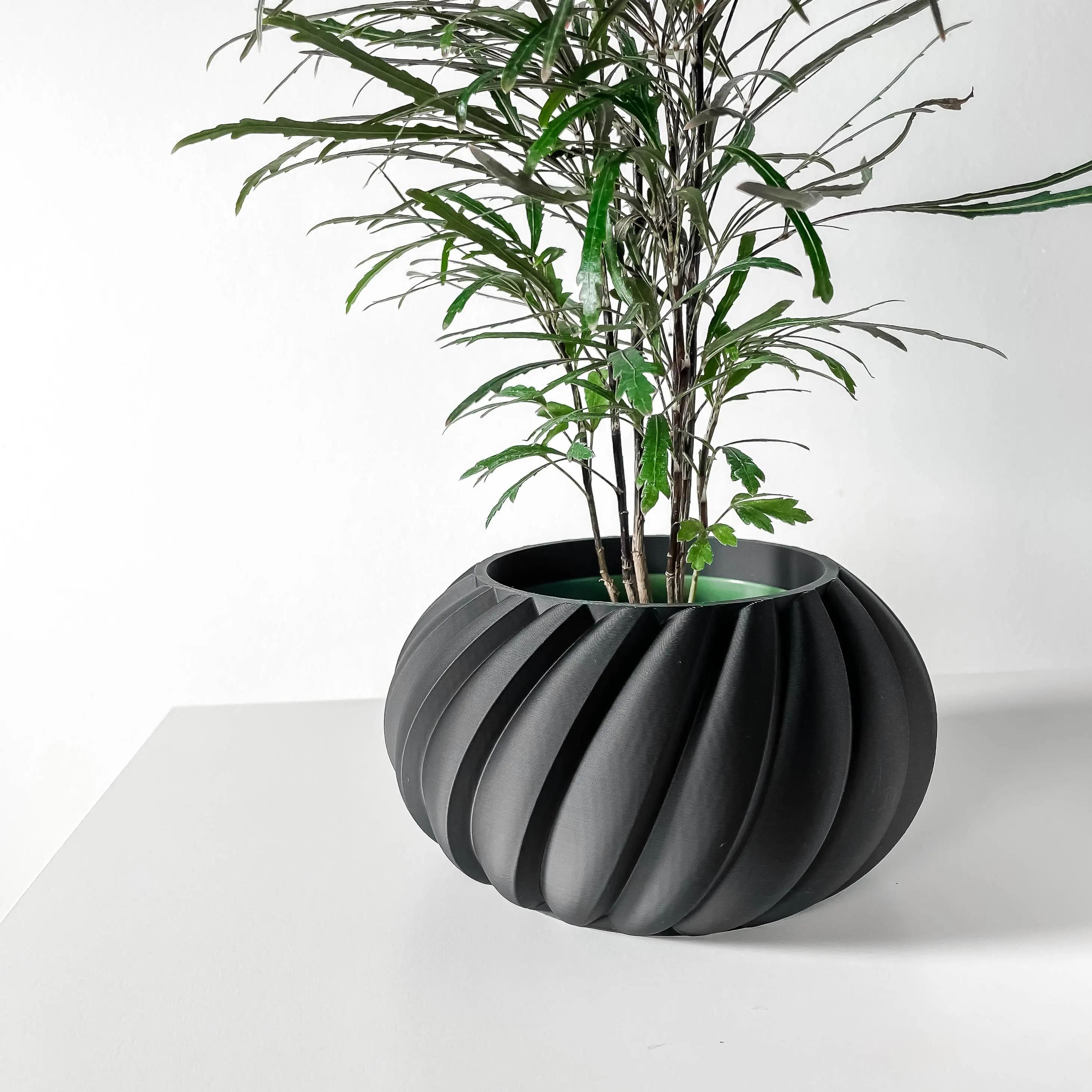 The Oro Planter Pot, Home decor, interior decor, interior design, decorations, flowers, vase, table top, mantle, fireplace, housewarming