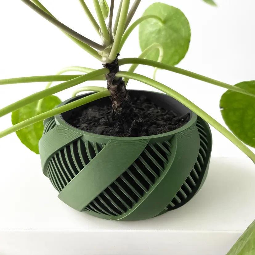 The Brimo Planter Pot, Home decor, interior decor, decorations, flowers, vase, table top, mantle, fireplace, housewarming
