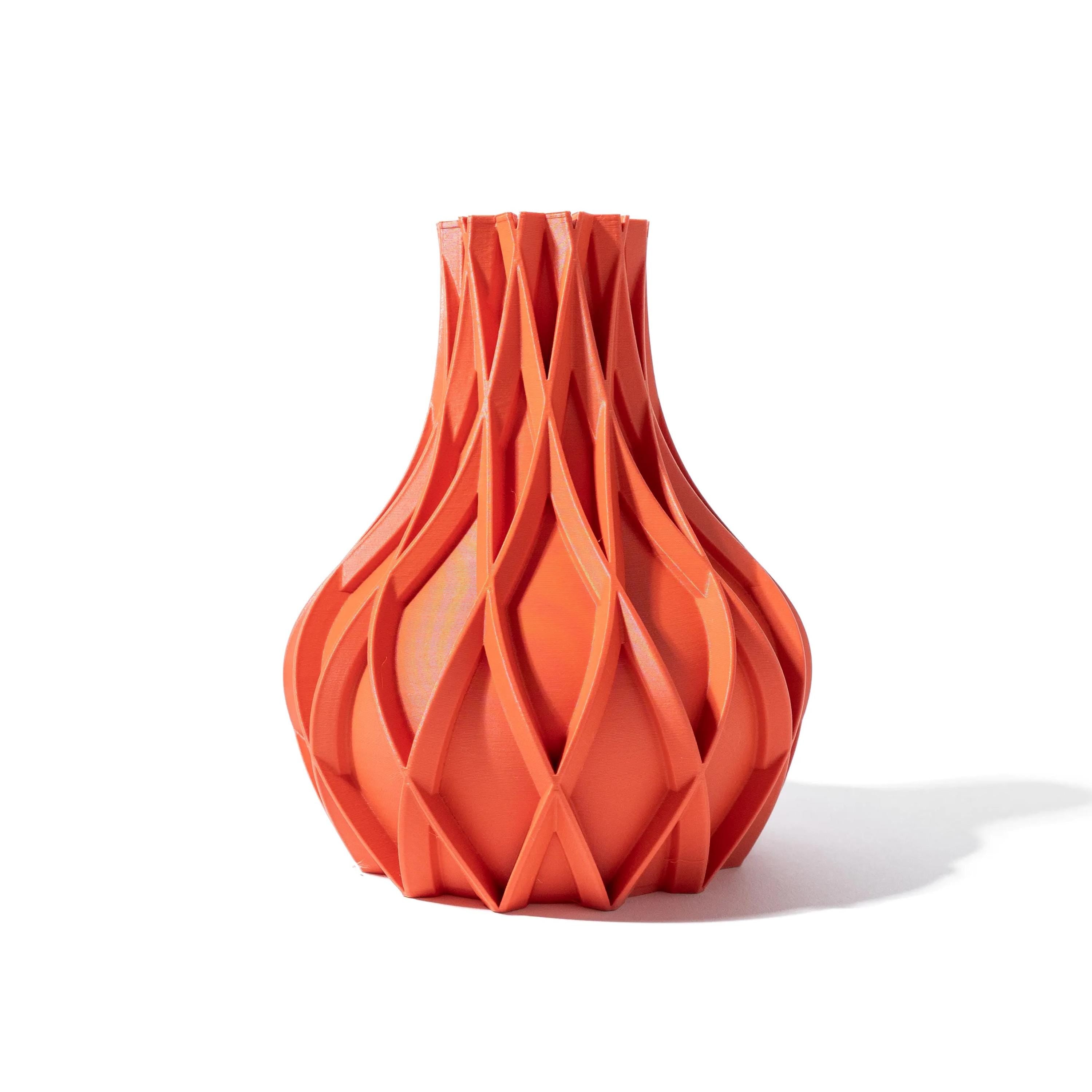 The Avio Vase, Home decor, interior decor, interior design, decorations, flowers, vase, tabletop, mantle, fireplace, housewarming