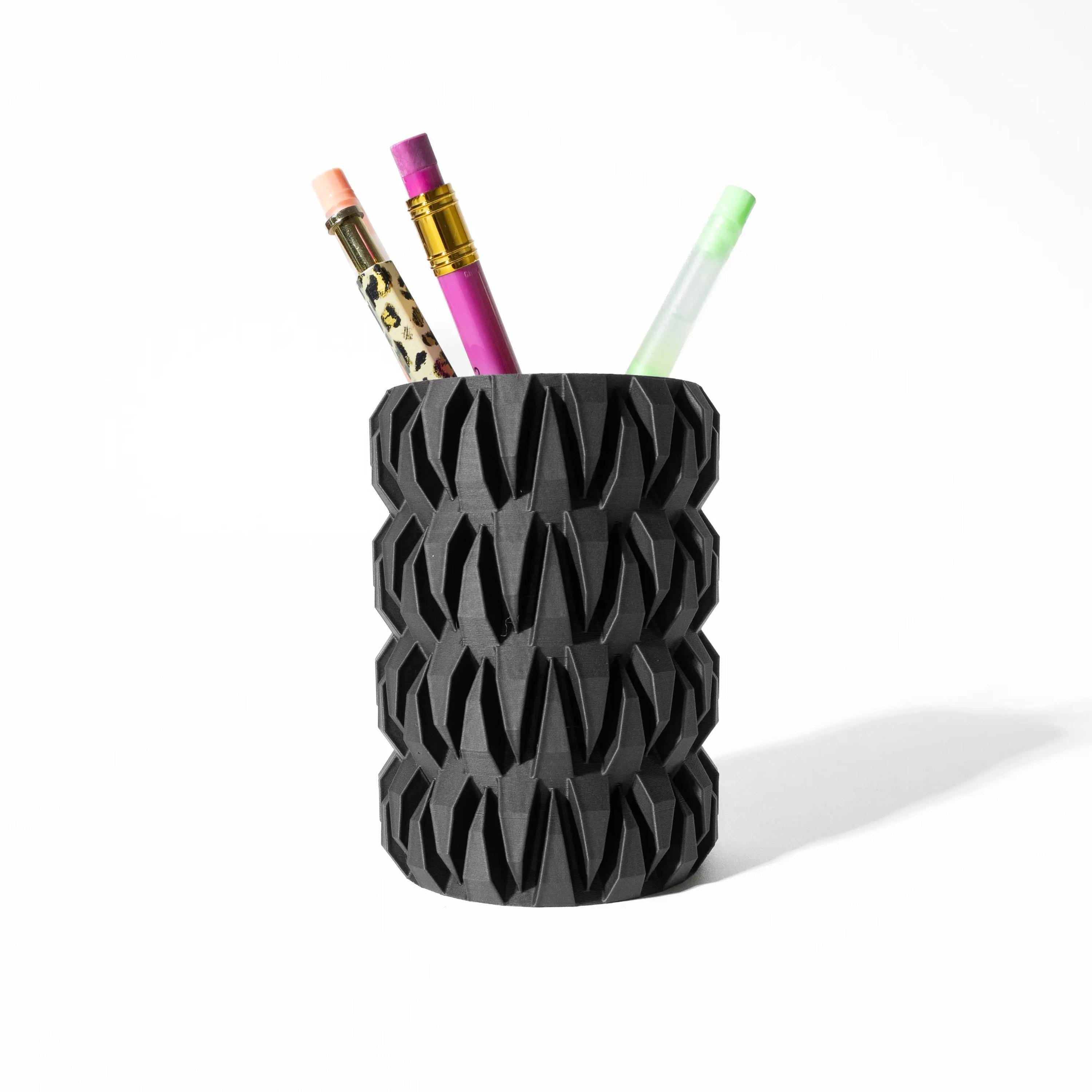 Amiko Pen Holder, desktop, housewares, housewarming, office, home office, pen holder, pencils, pens, organizer, organization
