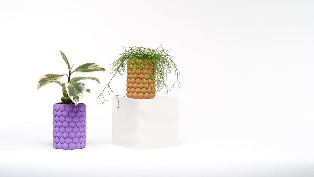 The Blob Vase, Home decor, interior decor, interior design, flowers, vase, tabletop, desktop, mantle, Flowerpot, housewarming, planter pot,